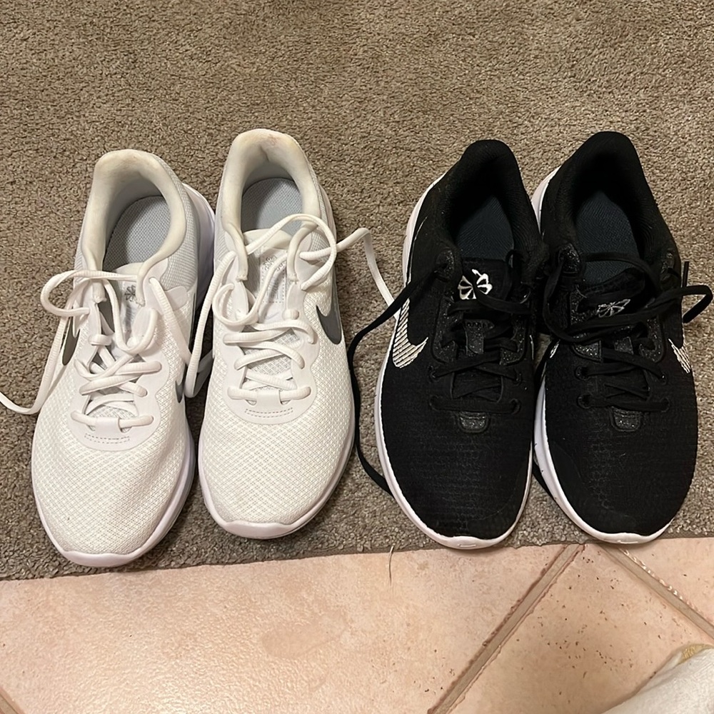 2 pairs of Nike sneakers women size 8.5